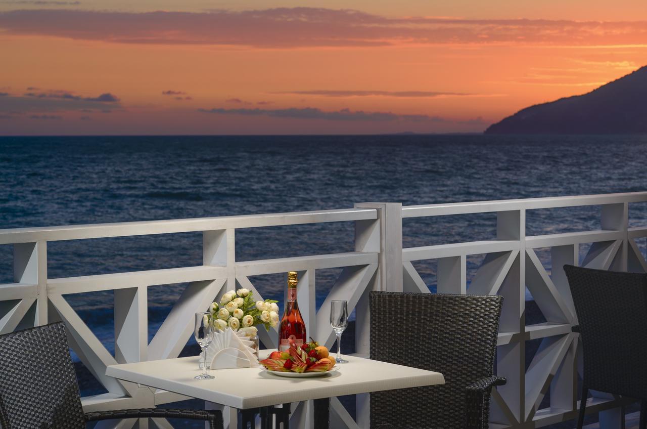 Hotel Cheluskintsev Γκάγκρα Εξωτερικό φωτογραφία