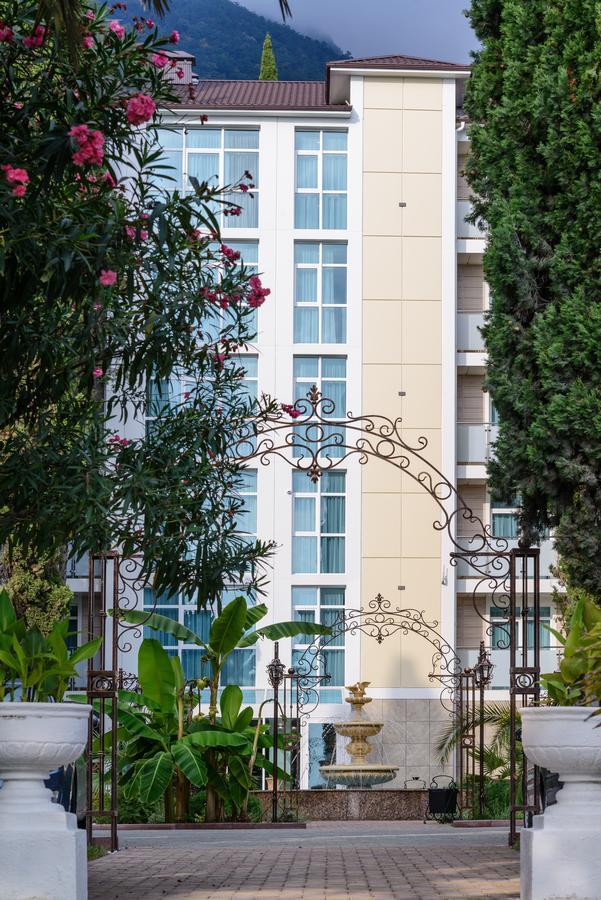 Hotel Cheluskintsev Γκάγκρα Εξωτερικό φωτογραφία