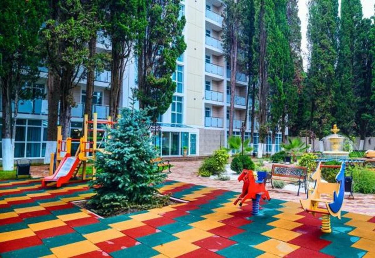 Hotel Cheluskintsev Γκάγκρα Εξωτερικό φωτογραφία