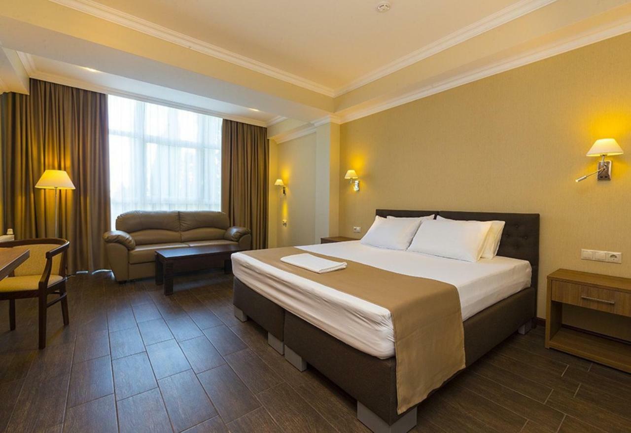 Hotel Cheluskintsev Γκάγκρα Εξωτερικό φωτογραφία
